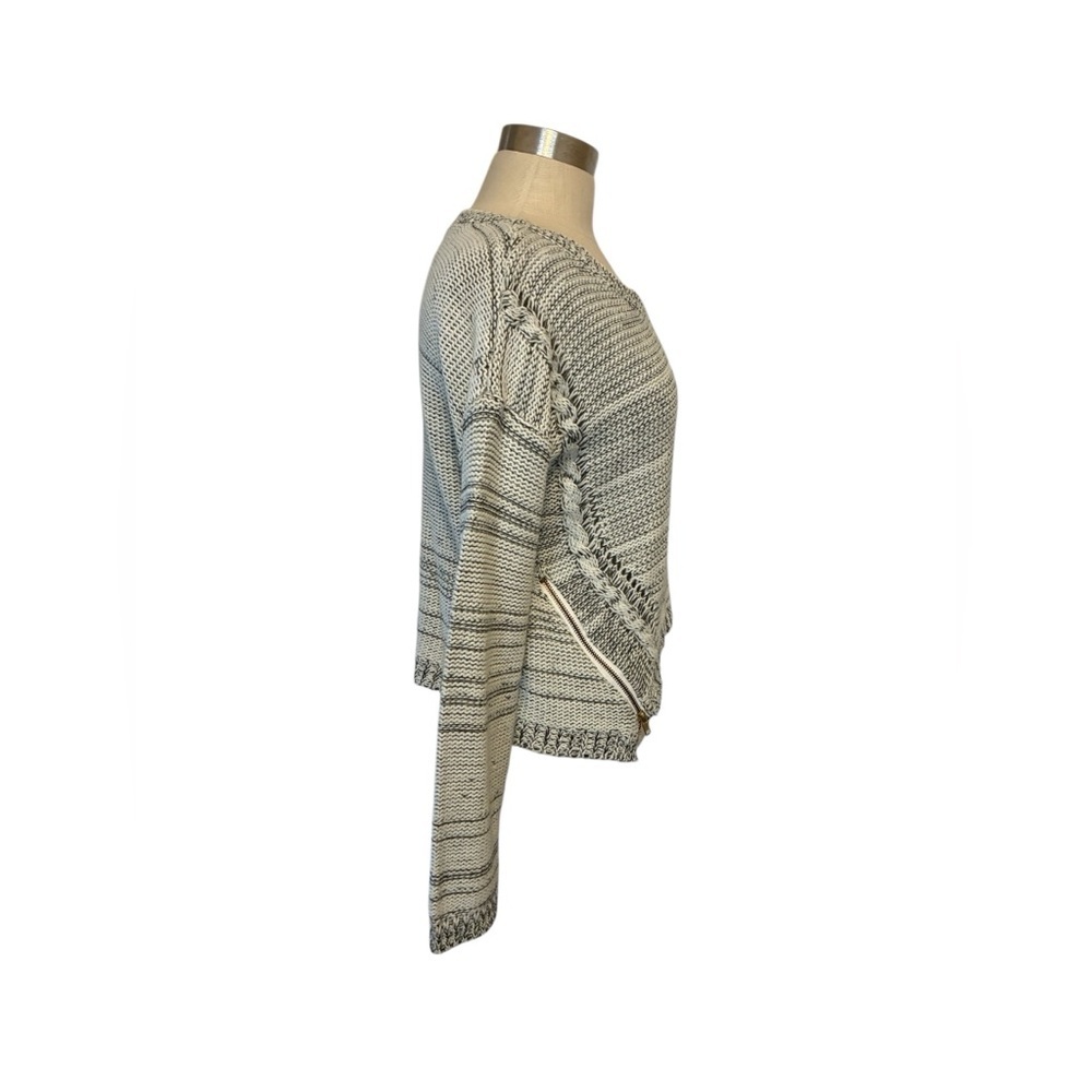 Altar’d State knit sweater - Picture 4 of 8